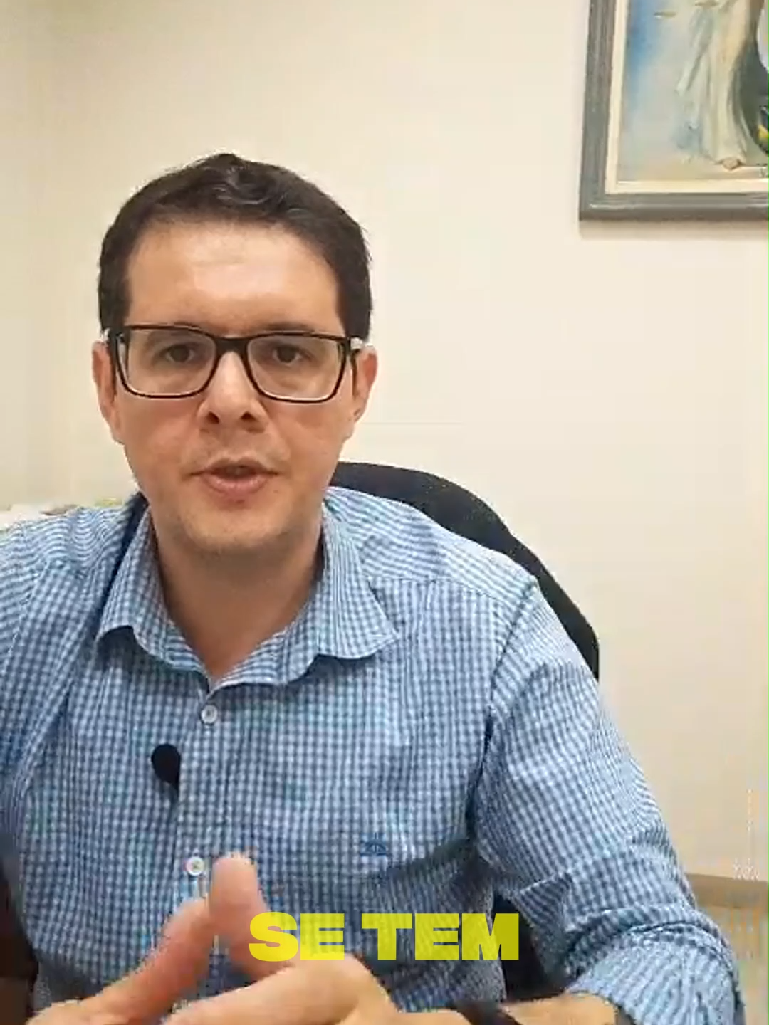 A prescrição intercorrente no Direito Tributário ocorre quando, após a execução fiscal ser ajuizada, o processo fica parado por inércia do exequente (normalmente a Fazenda Pública) por prazo igual ao da prescrição do crédito tributário (5 anos – art. 174 do CTN). Ou seja, mesmo que a cobrança já tenha sido proposta, o crédito pode prescrever dentro do processo, extinguindo a dívida. #DireitoTributário #ExecuçãoFiscal #PrescriçãoIntercorrente #AdvocaciaTributária #DefesaTributária #Tributos #DireitoEmpresarial #ExecuçãoFiscal #CTN