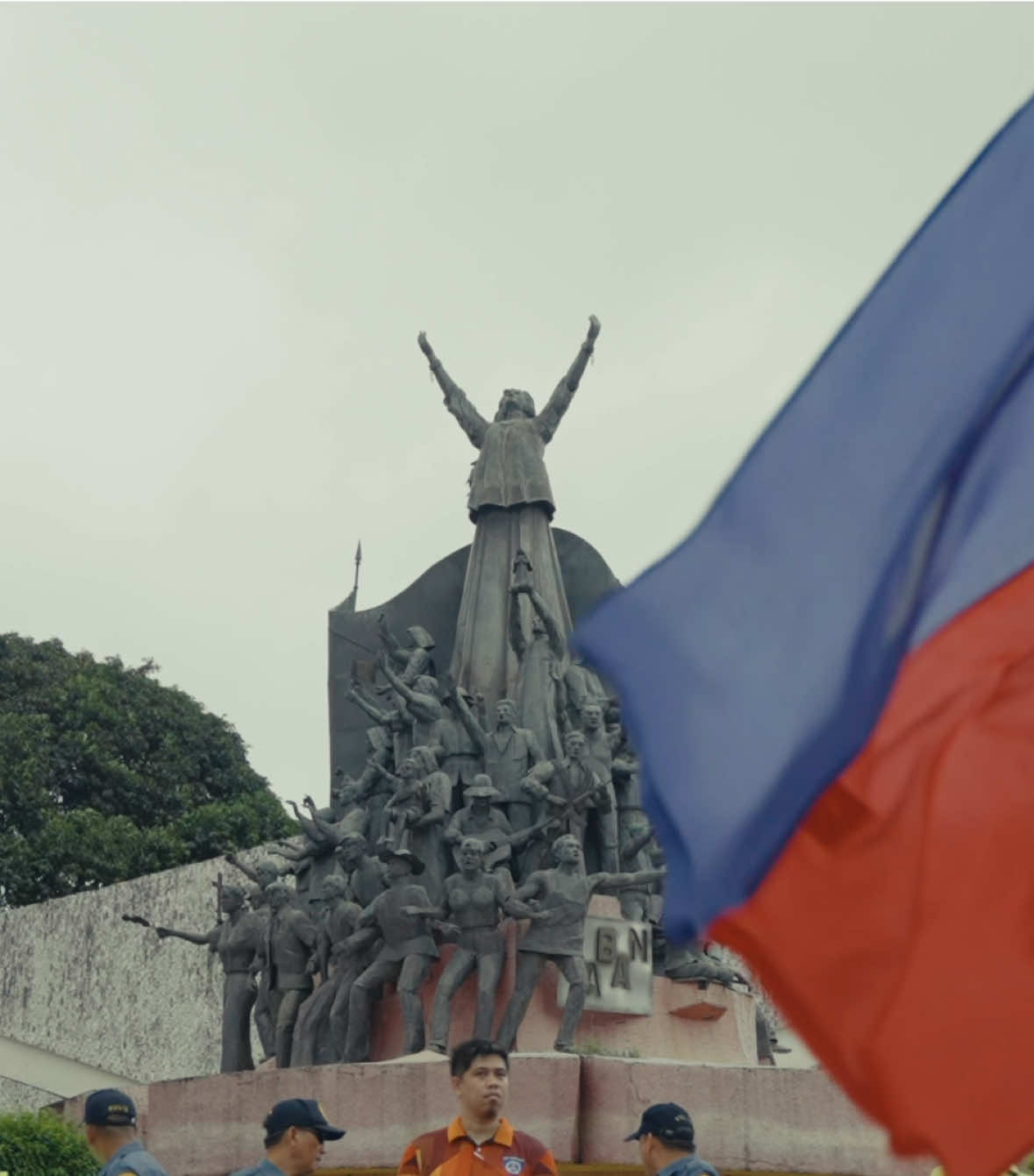 Filipinos deserve better! Itigil na ang korapsyon! Ibalik ang pera ng bayan! ☠️🐊🇵🇭 #edsa #rally #coruption #sept21 #trillionpesomarch #floodcontrol 