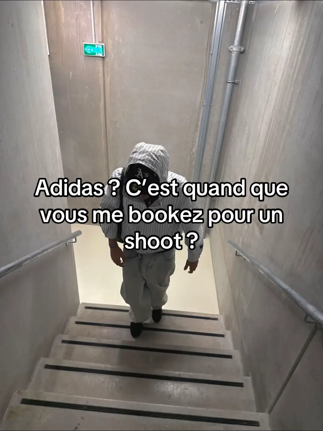 @adidas #adidas #adidassuperstar #pourtoii #fyp #photography 