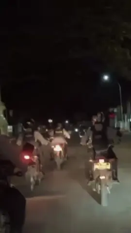 termasuk coba sat samapta polres barru @SiKUNINGᴮᵘᴮᴬᴿᴿ @polresbarru #polresbarru  #samaptapolresbarru  #barru 