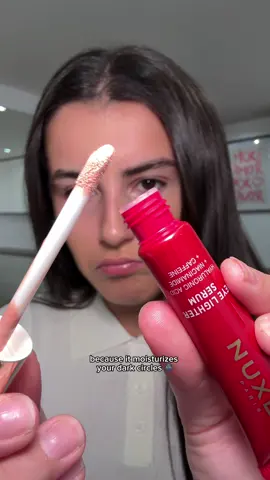 Hydrate, illuminate and correct with @Ans_makeup_ ❤️ The 3-in-1 eye serum that does it all 🙌   Inside: 4 billion active cells of micro-algae oil + 3 expert actives 👇 💦 Hyaluronic Acid to hydrate and plump ✨ Niacinamide to even and brighten ☕️ Caffeine to reduce puffiness and revive micro-circulation Share this hack with your bestie 🤝 #Nuxe #MerveillanceLift #EyeSerum #DarkCircles #Undereyebags  