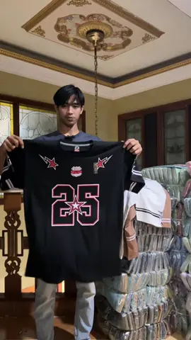 Kaos distro sekeren ini viral pastinya#kaos #kaosviral #kaosdistro #ootdhariini #kaosangka 