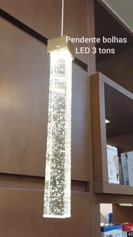 💡✨ Luminária Pendente Tubo Bolha Empire 30 – em cristal e vidro, com tecnologia 3 em 1 (três cores de luz em um só lustre). Modernidade e sofisticação para sua decoração! #Lustre #Pendente #Iluminação #Cristal #DesignModerno #Decoração #Elegância