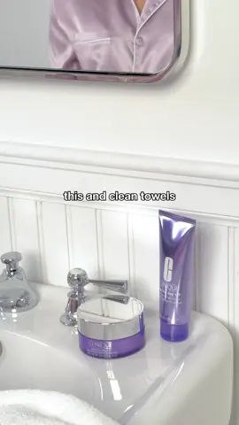 our double cleanse routine for clean towels + cleaner skin 👇 1️⃣ gently remove makeup + SPF with take the day off cleansing balm 2️⃣ follow with take the day off facial cleansing mousse to remove impurities + leave skin ready for nighttime skincare  all clinique skincare: 👩‍⚕️ dermatologist tested 🧪 allergy tested 🚫 fragrance free #clinique #takethedayoff #doublecleansing #dermatologisttested #allergytestedfragrancefree