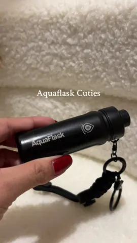super cutiee #aquaflaskcuties #aquaflaskkeychain #aquaflask 