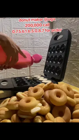 donut maker @ugx 200,000 call 0.7.5.6.1.6.5.0.8.7 for order or delivery #treanding #donutmaker #kampala_uganda🇺🇬🇺🇬🤝 #onlineshopping #goviralforyourpage 