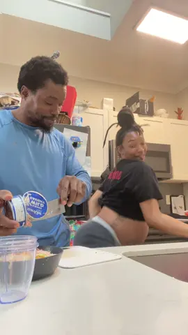 Lookin fo a eataaaa 😋😋😋🤸🏾‍♂️🤸🏾‍♂️🤸🏾‍♂️ #fyp #pregnant 