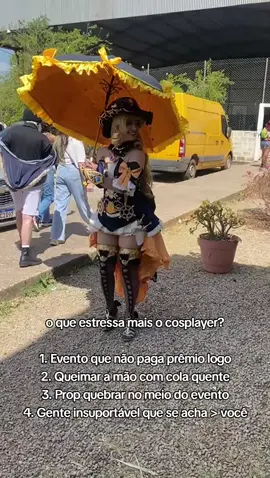 ultimamente to a primeira opção  #cosplay #fy #genshinimpactcosplay #meme #trend 