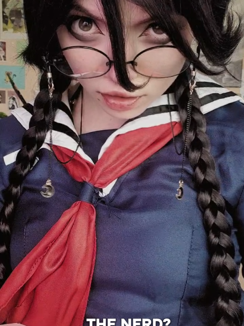 ✒️💜𝓣𝓸𝓴𝓸 𝓕𝓾𝓴𝓪𝔀𝓪👓📙 #tokofukawa #tokofukawacosplay #danganronpa #danganronpacosplay #sweetsecretcos 