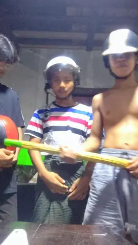 #ငါတို့လည်းjoinကြည့်တာ😂🥴 #ညတင်ရင်viewမတက်🙂 #foryou #viwesproblem😌🙏💔 #fyp 