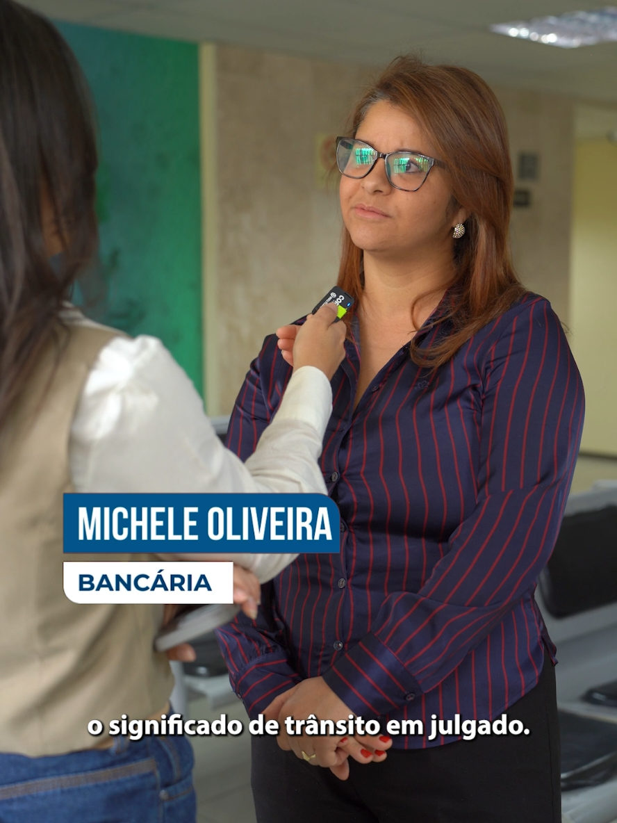 🎥 #DescomplicaAí! 🤔 Vem descobrir o significado de um termo jurídico que sempre gera dúvida! É aquele momento em que o juiz bate o martelo e a decisão não pode mais ser contestada. Ou seja: não existe mais possibilidade de recorrer. 👀 💡 Juridiquês a gente respeita, mas entender é bem melhor.  Bora descomplicar juntos!  #DescomplicaAí  #LinguagemSimples #TRT10 #fyp 
