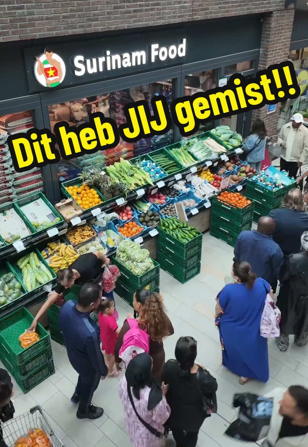 Noem 1 product die jij de volgende keer gratis zou willen krijgen in de reacties!👀🙏🏾 #food #weggeefactie #toko #amsterdam #suriname @Ital Natty @Hindoestanen Be Like 