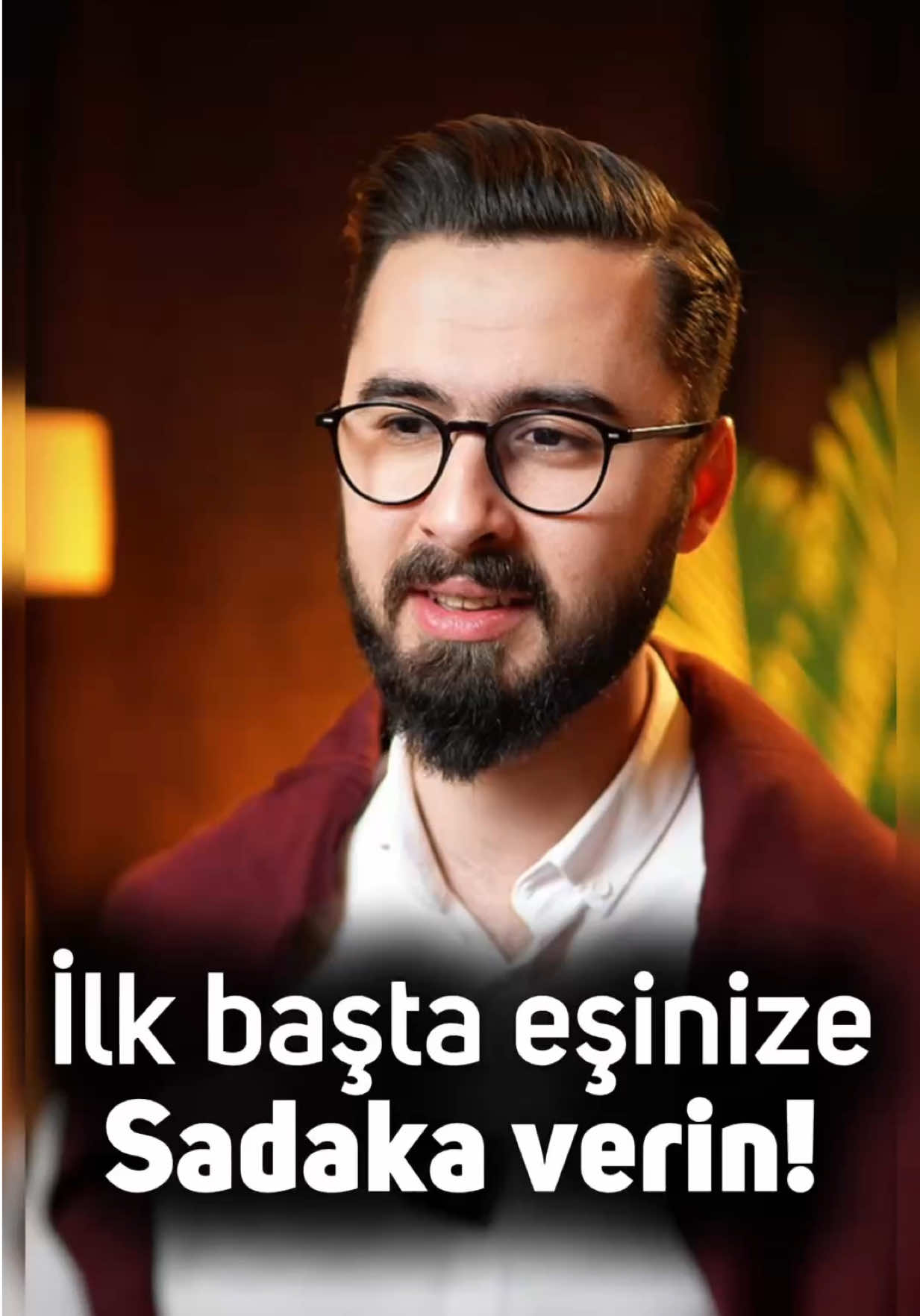 İlk başta eşinize sadaka verin..🍃