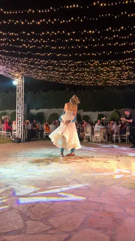 Αφού σε βρήκα, δεν σ’ αφήνω🤍 @Fil.kouv #weddingday #husbandandwife #12_09_2025 #firstdance #loveyou 