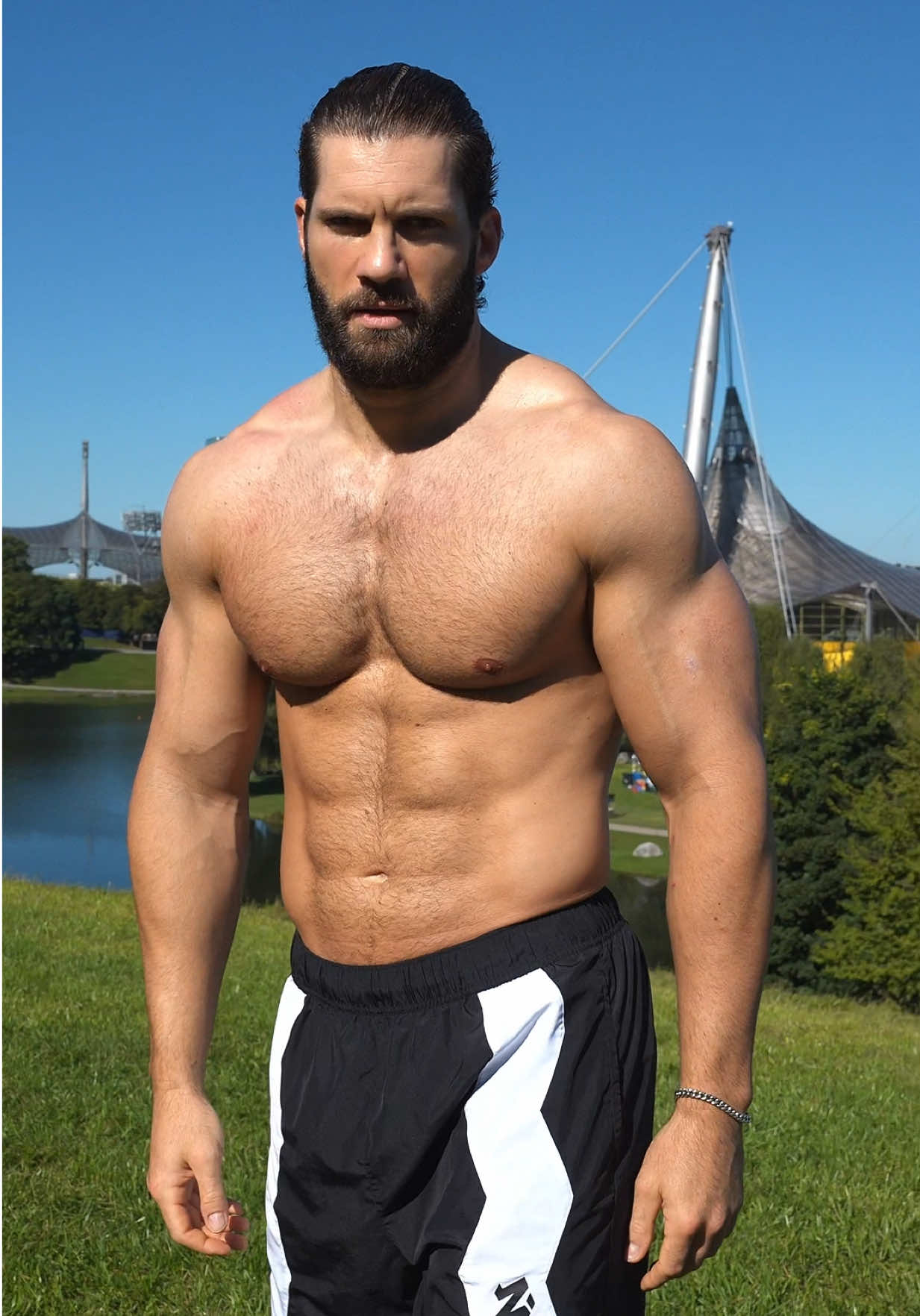 Home-grown 📍 #FitTok #foryou #workoutmotivation #trainhard #menshealth 