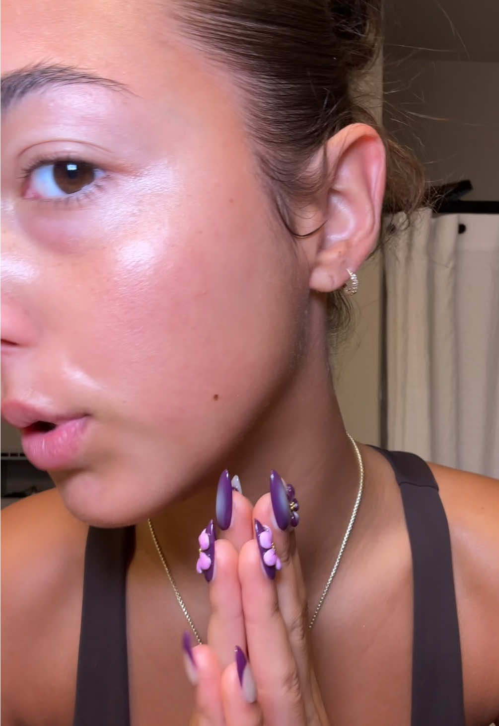 @Point of View Beauty giving  my tired college girl skin lifeeee🔥🔥 #pointofview #mikaylanogueira #skincareroutine #glassskin #clearskintips 