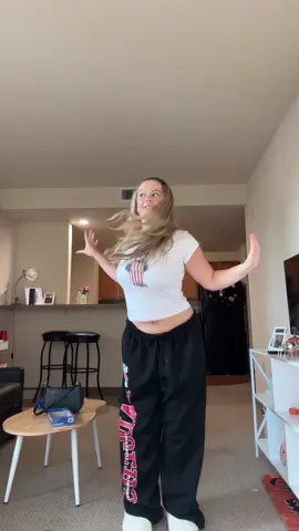 different vibe today 🤟🏼 dc @Mari Macleod @Cj Salvador #dance #choreography #dancer #viral #lemon 