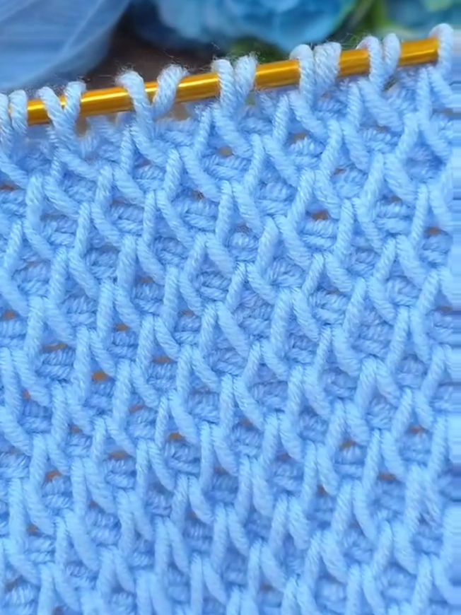 Simple and Elegant Crochet Pattern Tutorial . Everyone can Try it . Super Easy to make #crochet #beginners #tutorials #babyblanket #fyp 