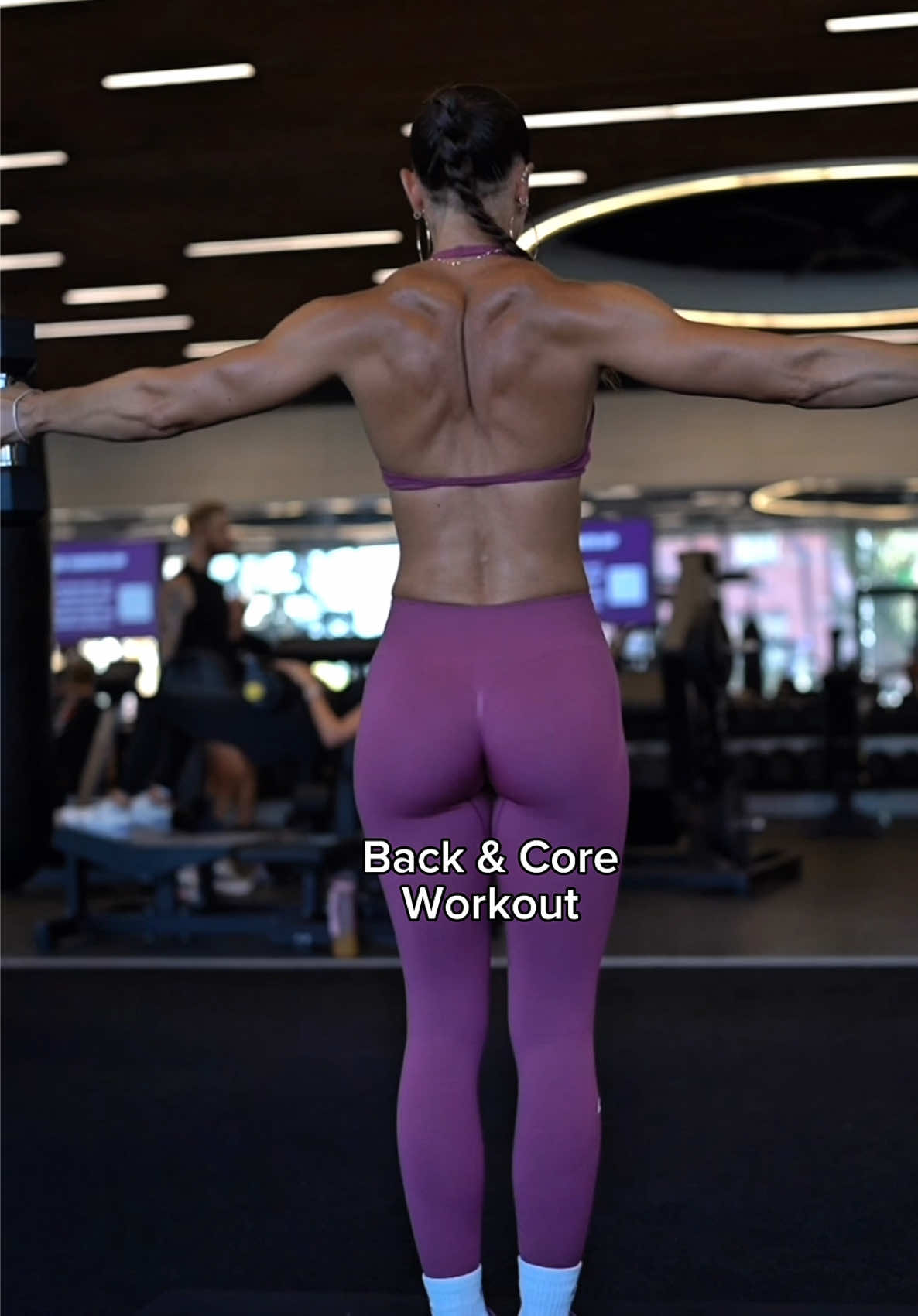 Back & Core Dumbbell Workout 😮‍💨 Outfit: New @Oner Active launching Thursday 😍 C0de: HAYLEY to save 🫶🏻 Wearing Burnt Maroon EnhanceLift Leggings and Halter Bra 🤌🏼 Sneakers: @R.A.D® One V2’s in Grape 🍇 AKA the best lifting trainers out there! 👊🏼 #backday #backworkout #corestrength #weighttrainingforwomen #dumbbellworkout 