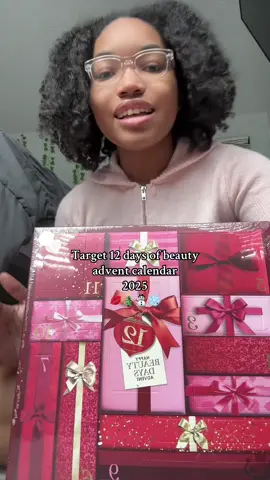#adventcalendar #adventcalendar2025 #target #targetfinds #winter #christmas #beauty #makeup #makeupfinds #makeuptok #fyp #BeautyTok #foryou 