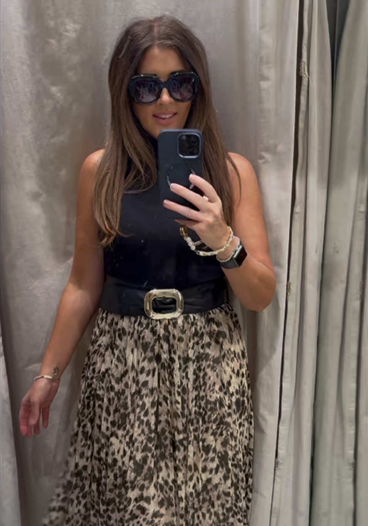 Zara 🩶 Fierce, festive & flipping fabulous!! This high neck sleeveless leopard print dress is perfect for making a statement this Christmas. Pair with heels & bold accessories @ZARA  #zara #outfitinspo #grwm #zaranewin #ugc 