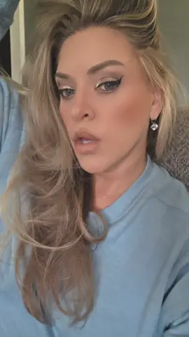 Hillary Clinton received one 🥴