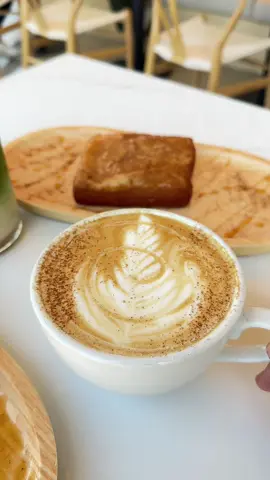 It’s officially fall!! ☕️☕️☕️🎃🎃🎃🎃🍁🍂🍃 For those of us who have been patiently waiting for fall inspired lattes the time is here! And the fall menu at was the perfect way to usher in the season. One of the most beautiful coffee shops with delicious coffee - you have to add a slow morning at @Qahwati® season’s bucket list! Here’s everything I ordered ⬇️⬇️⬇️ 🎃 Pumpkin Spice Latte / Espresso, steamed milk, house-made pumpkin spice syrup 🎃 Cinna-Dune Latte / Qahwati’s spin on a cinnamon roll in latte form. 🎃 Iced Pumpkin Matcha 🎃 Apple Cronut 🎃 Pumpkin Cheese Danish