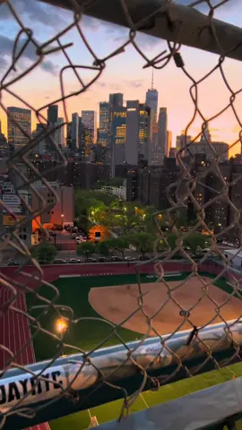 New York 🗽🇺🇸❤️🗽 🫶🏻 #spynyc🗽 @Rockefeller Center @Bryant Park NYC 