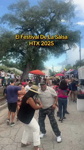 We had so much fun with my family and the Latin vibes were there! So may great food venders and artists. Definitely going back next year 🇨🇴 #salseradecorazon♥️ #salseros #salsafestival #colombianaenusa #fyp 