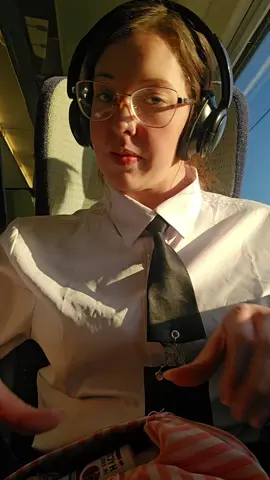 Doing my basic makeup look on the train to London. 