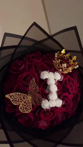 🥀 #roseeternelle #pourtoi #fyp #rosesbouquet #lyon #fleurs #initial #I #i 