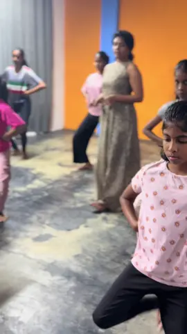 Any body can dance 💃🏻  U dancing academy  Rathnapura branch Every Sunday 3.30-5.30p.m @sipelka education institute  #niroshathalagala #fypシ #udancers #viral #fypppppppppppppppppppppppppppppp #trending #dancers #viral #trending #dancers #girls #Dance #