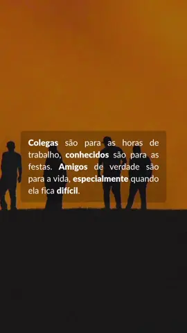 A vida nos mostra exatamente onde cada pessoa se encaixa. Os momentos difíceis são o filtro final. Você tem clareza sobre quem são seus verdadeiros amigos? Marque um deles aqui. #amigosdeverdade #relacionamentos #amizade #lealdade #amizadeverdadeira 