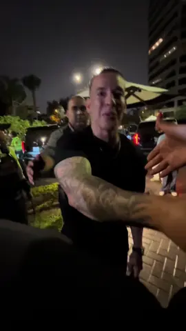 Nunca superaré este momento  Que daddy yankee te de la mano 2 veces 🙂‍↔️Sueño adolescente cumplido ✨❤️🙂‍↔️🔥✨✨✨#daddyyankeeenlima2025 #daddyyankee #regaetonoldschool #bigboss #Lifestyle @daddyyankee 