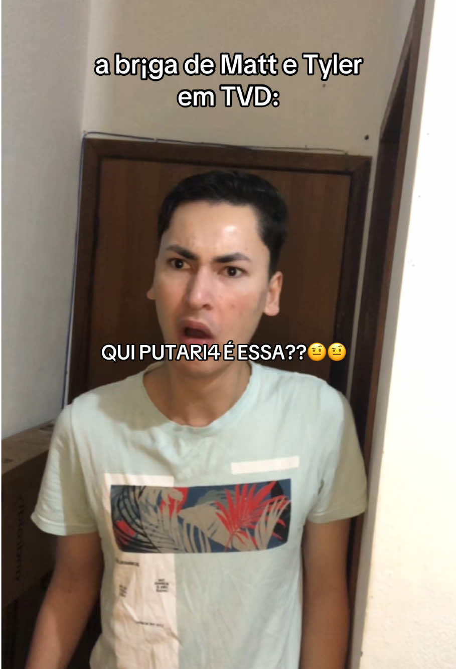 o que aconteceu aqui? kjjjkkk #diariosdeumvampiro #matt #tvd #dublagem #thevampirediaries 