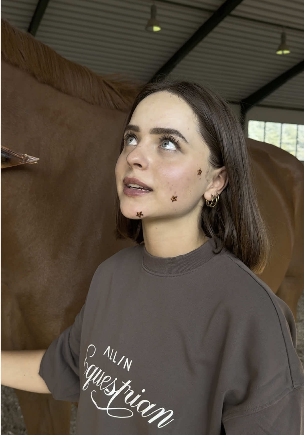 Oznaczajcie Bagiego! ⭐️🫢 @Bagi @DRE$$CODE CREW  #koniara #konie #bagi #dresscode #stajnia #jazdakonna #jeździectwo #pasja #dc #fyp #horselife #equestrian #dlaciebie #horsegirl 