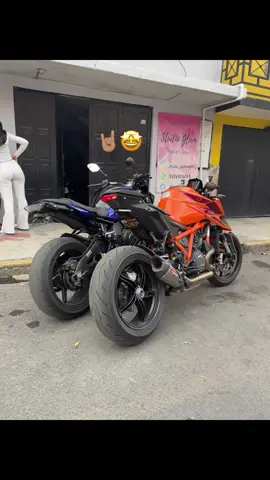 El combo de aviones IG:Daanieleldc compartan 🤘🏽#hyp #motos #viral #musica #parati 