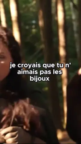 La poussière de fée _ arme secrète et révélations sur la reine en colère #IlÉtaitUneFois #ConteDeFées #HistoireMagique #Récit #Fables #Légendes #HistoiresEnchanteuses #Narration #Aventure #Fantaisie #Mythes #Rêves #Merveilleux #Contes #Sérénité #VoyageImaginaire #Créativité #Inspiration #Émotions #TikTokHistoire