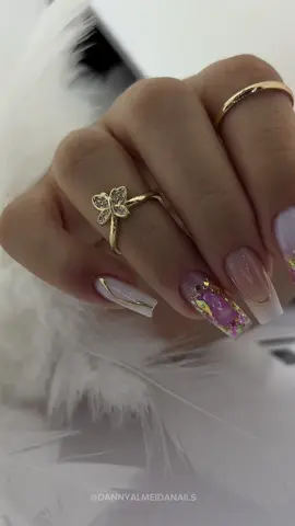 Bem delicada 🩷😮‍💨 #unhasdecoradas #londrina #fibradevidro #CapCut 