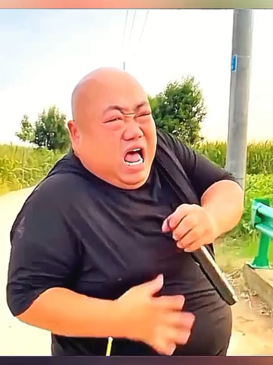 Chinese Funny Video Clips 😂 #firstvideo #foryou #firstviralvideo 