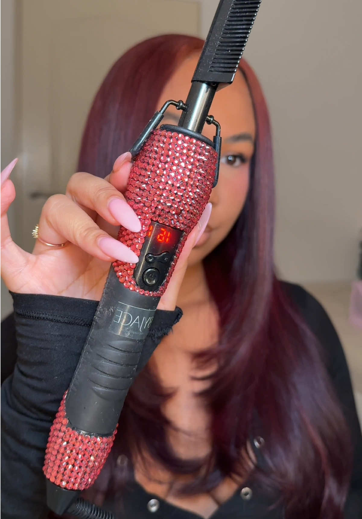 I’M TURNING INTO A WIG GWORLLLL 💅🏽 (sidenote: i’ve had this in for 6 weeks already, 6 WEEKS!!!!) sticking down your closure sew-in does not have to be hard guys. it’s actually sooo simple. all you need is a lil patience + these steps: 📝 steps: 	1.	clean lace + forehead with rubbing alcohol 	2.	comb the hairs of the closure all the way back + slick your edges back 	3.	spray some orshaircare olive oil grip spray on your finger + tap it onto your forehead 	4.	blowdry on cool setting 	5.	stick the closure down + use a rattail comb to press it in then blowdry again 	6.	put some ericka j holding spray on the tail of your comb & melt the lace 	7.	blowdry again 	8.	wrap it with barbers papers & a pantyhose & let it sit for 40 to 60 minutes  	9.	admire yourSELFFFF 🪞 product deets; @got2b hair spray @elfcosmetics powder @ORS Haircare Europe olive oil grip spray @Ericka J. Product Genius holding spray @chihaircare 44 iron guard (i only used this right after washing the hair, before blowdrying it. it’s a GAMECHANGER, makes the hair silky smooth) @KeracareUK silken seal @babylissprousa nano titanium flat iron @keracareofficial wax stick @byjace.thl hot comb + closure + bundles sooo, now that i’ve nailed this… what’s my next hair color gonna be? 👀 #closureinstall #laceclosure #hairtok #naturalhairstylist #wiginstall            