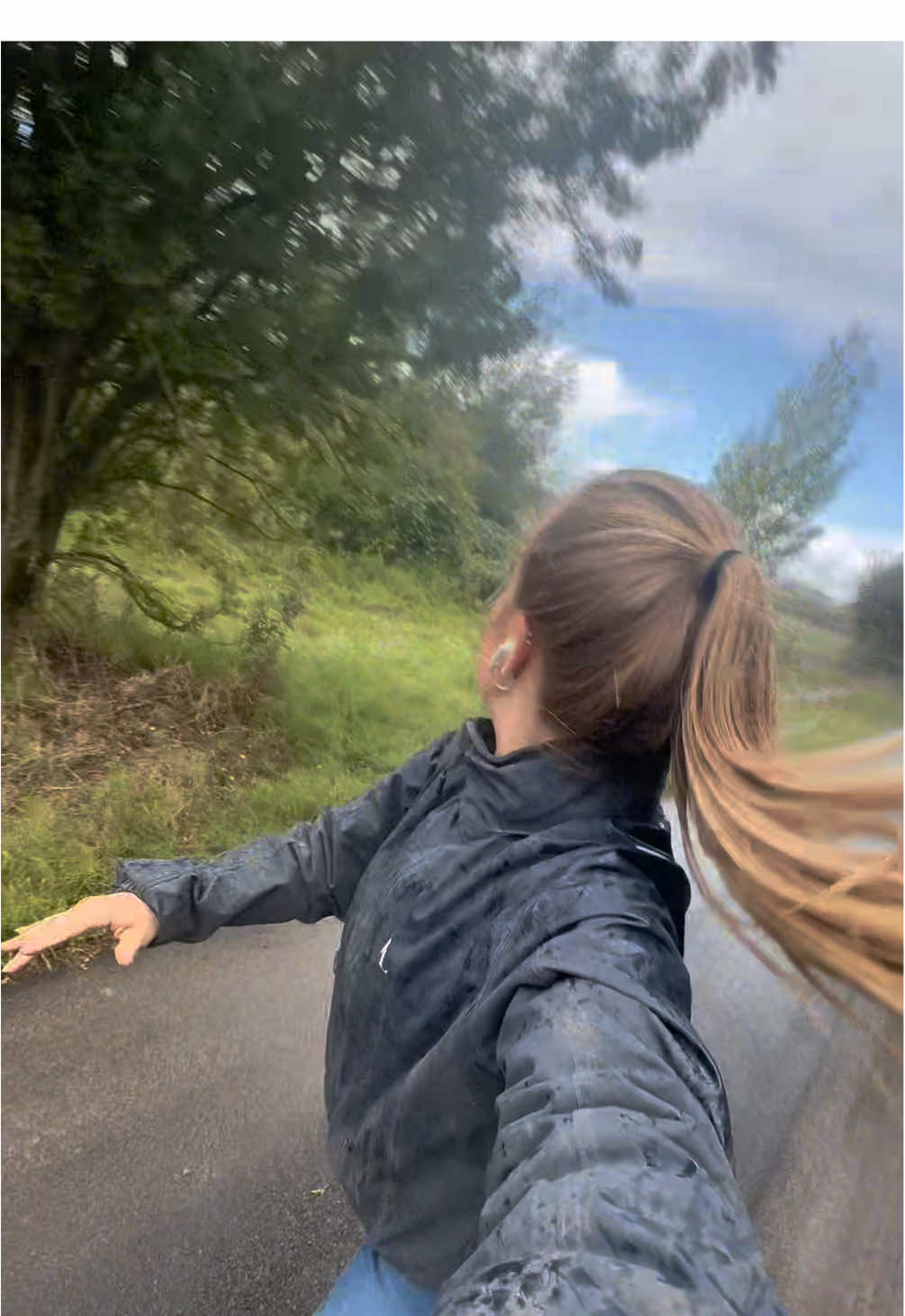 Day in the life in the truck, on the farm and trying to treat Benny🐮 #womeninagriculture #femaletrucker #fyp #agritok #ditl 