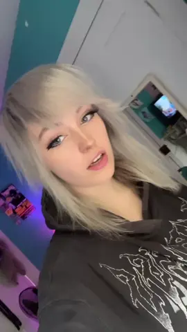 Im finally feeling better • • • • • #altgirl #alternative #spamaccount #memes #alt 