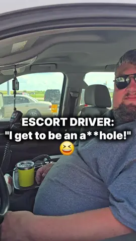 Escort driver rates other drivers #trucking #driver #roadsafety 