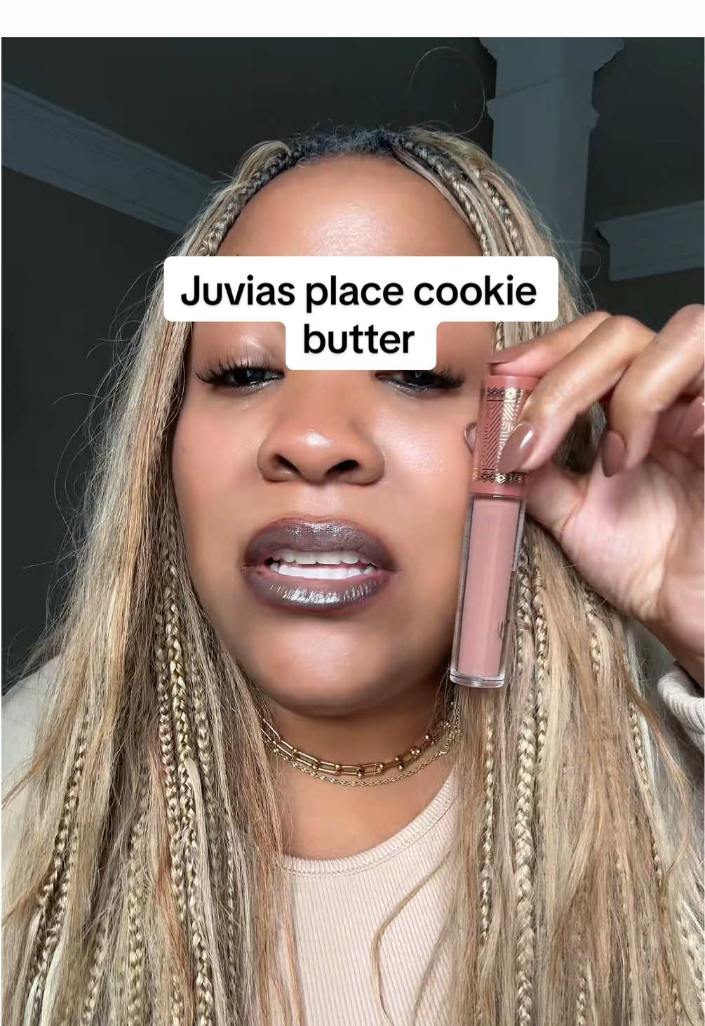 Cookie butter lip gloss 🍪  @Juvia’s Place  #juviasplace #lipgloss #cookiebutterlipgloss #lipcombo 