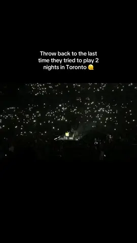 First time they didn’t even get to play it. 2nd time they got half a set. THIRD TIMES THE CHARM RIGHT?!??! Please come back 😭 #twentyonepilots #breachtoronto #tylerjoseph #joshdun #banditotour 