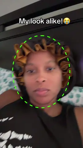 TikTok stop playing with me fr!😭😭😭 #mylookalike #lookalike #trending #creatorsearchinsights 