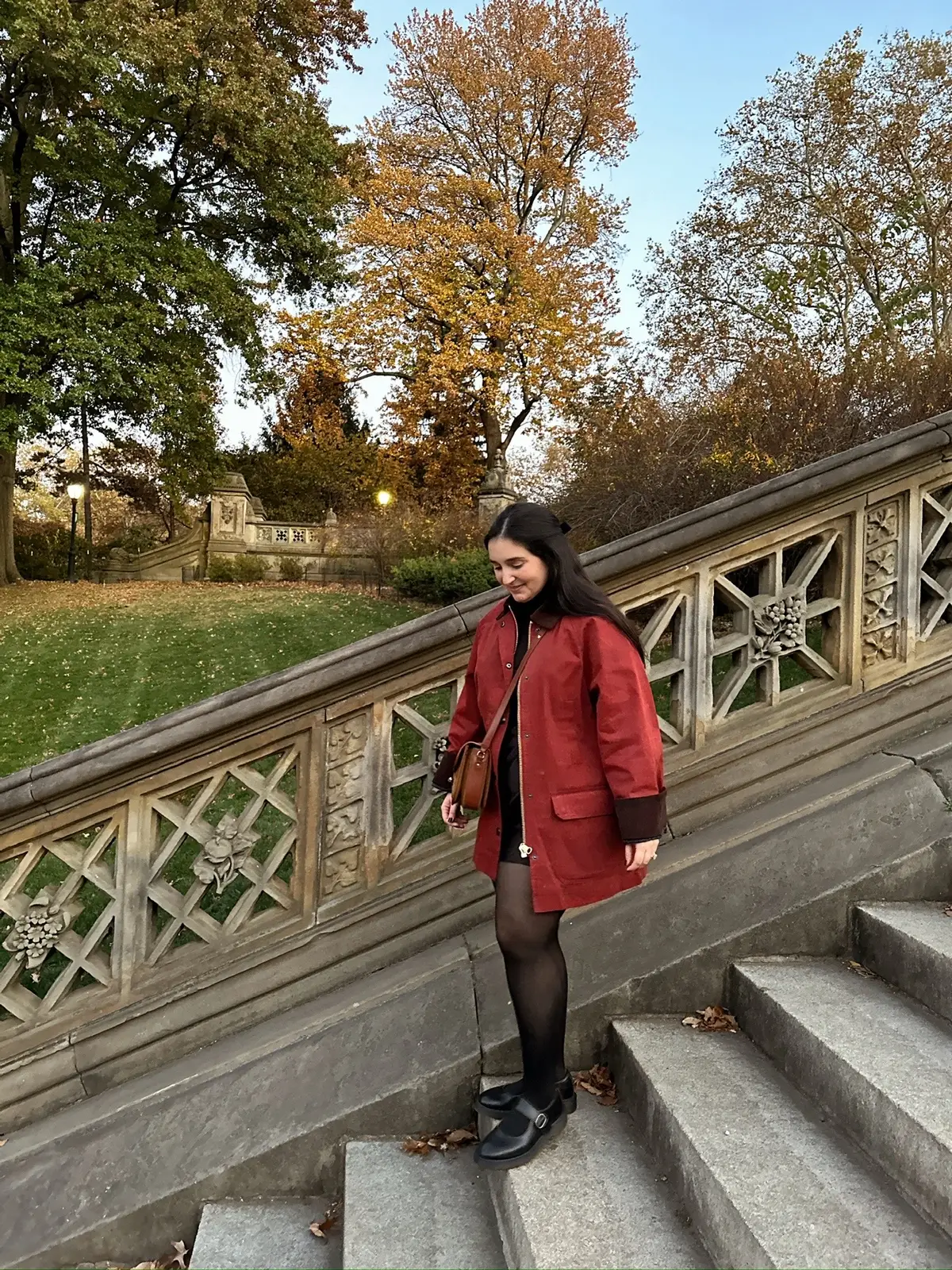 I’ve missed you and I’m so excited you’re here! here’s what’s on my fall bucket list so far - tell me what’s on yours, I need inspiration! 🍂 picnic the park amongst the fall leaves  👻 watch classic horror / Halloween movies (Frankenstein, Dracula, etc) 🎃 pick a pumpkin at the neighborhood pumpkin patch  🪦 spend mornings in the nearby historic cemetery 🍎 go apple picking in the mountains 🍁 read as many cozy fall fantasy books as possible (Blood Over Bright Haven, A Witch’s Guide to Magical Inn-keeping, and The Knight and the Moth are at the top of my list!)  🥧 bake at least two fall recipes (favorites are apple cider donuts and pumpkin spice bread!)  🧡 enjoy the season to the fullest #cameraroll #fall #autumnequinox #cottagecore #cozyathome 