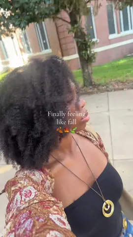 I lied. It’s hot again. #hippie #falloutfits #hippie #famu #hbcu #fsu 