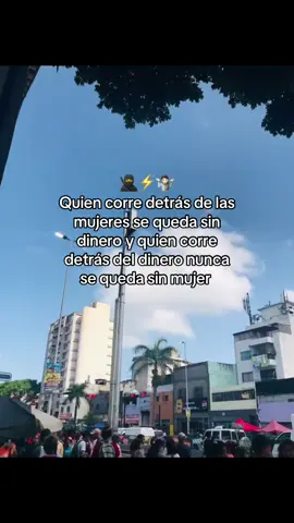 @Aiberson Solorzano tenía rato que no le soltaba un video vl ✌🏻